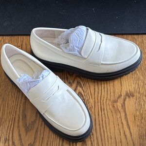 NWT Quince Lug Sole Cream Loafers
